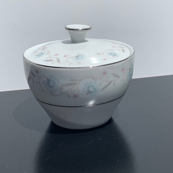 #7863 ENGLISH GARDEN COVEREED SUGAR BOWL - Picture 2 of 7